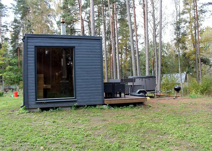 Holiday home Minimaja Saunaga Vaatega Maennimetsale *